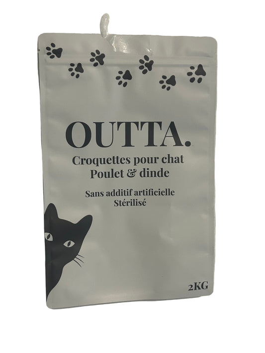 Outta - Croquettes Sans Céréales Poulet & Dinde pour Chat (2 kg)